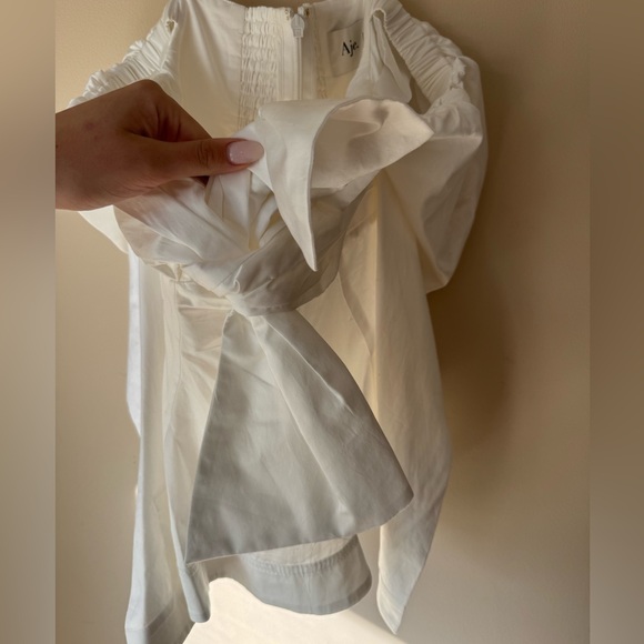 AJE Valentina Strapless Bow Top - Picture 8 of 13